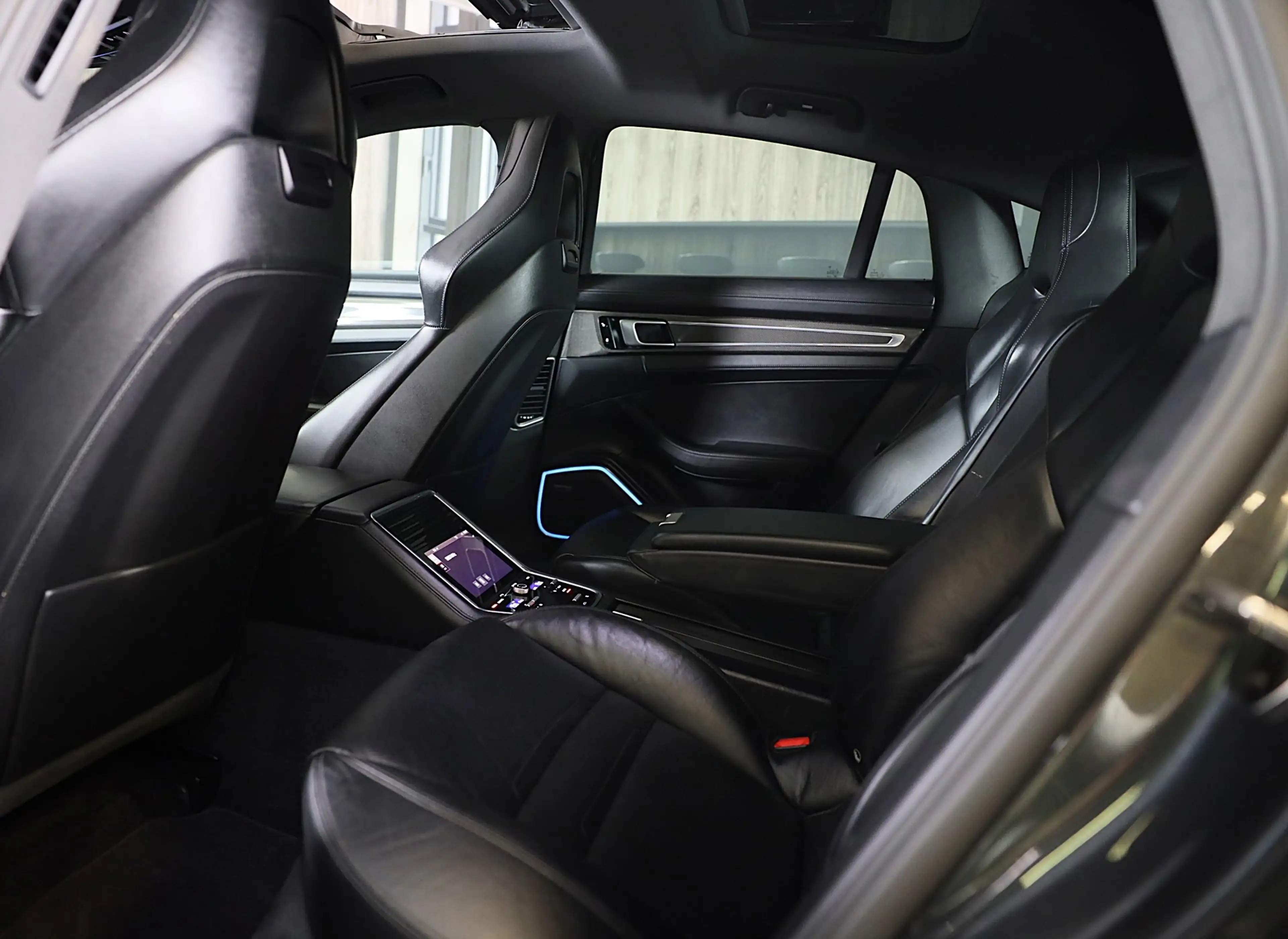 Porsche Panamera 2.9 4 E-Hybrid / Acc / Lane Assist / Leder / Sport — photo 16