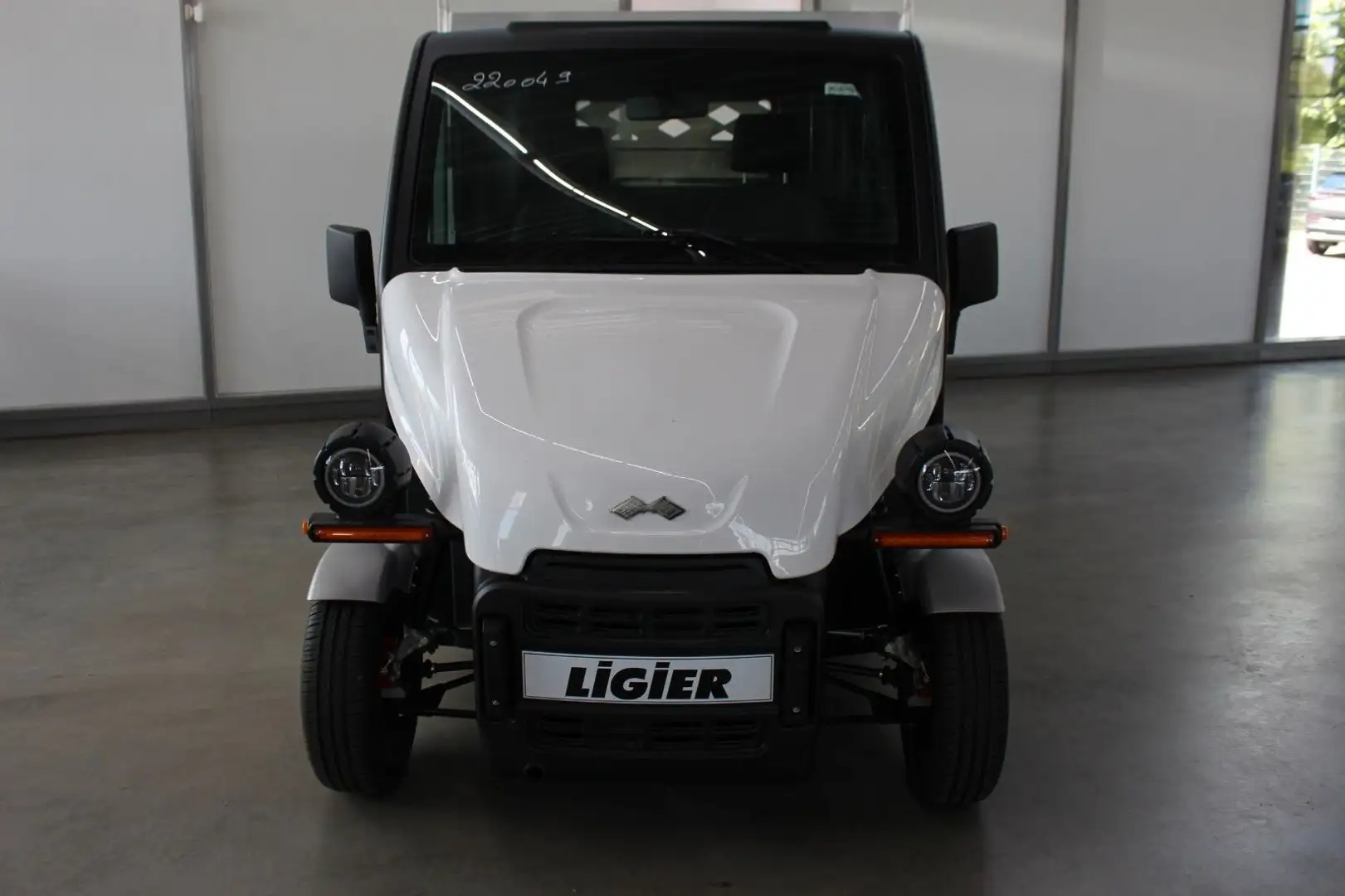 Ligier Pulse 4 Lang Professional 9,6kW Pritsche Elektro Білий - 2