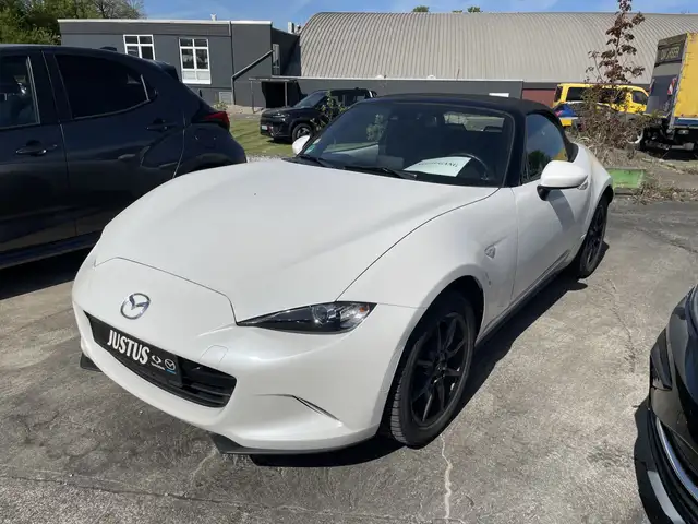Mazda MX-5 SKYACTIV-G 131 Sports, Navi