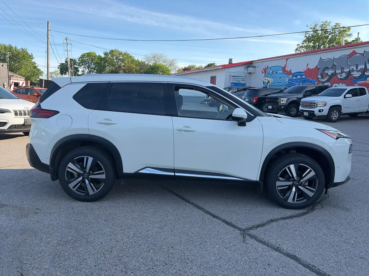 Nissan Rogue снимка Nissan Rogue
