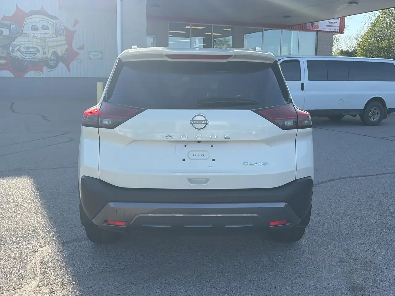 Nissan Rogue снимка Nissan Rogue