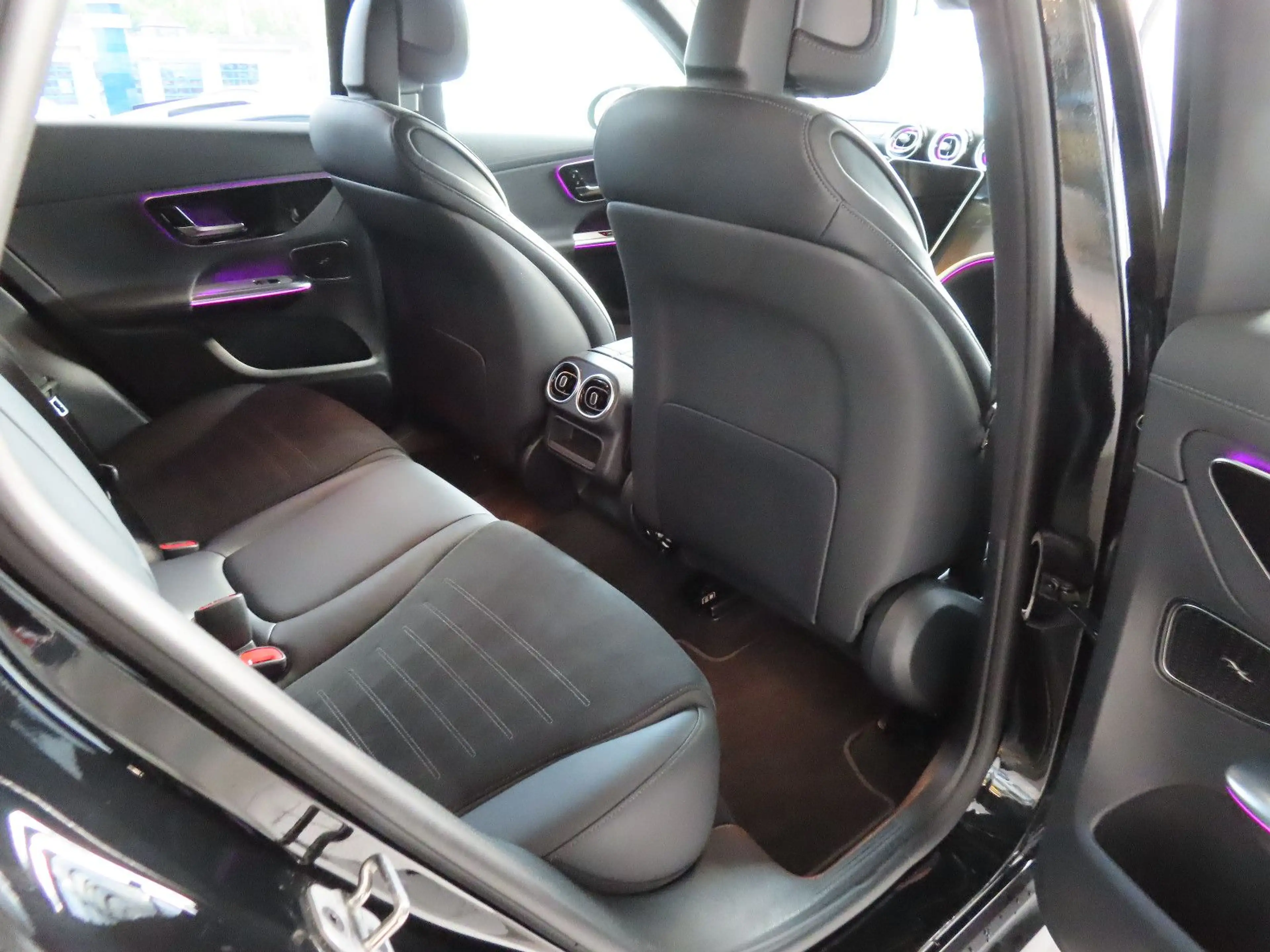 Mercedes-Benz GLC 220 d 4Matic AMG  PANO AHK LED — photo 7