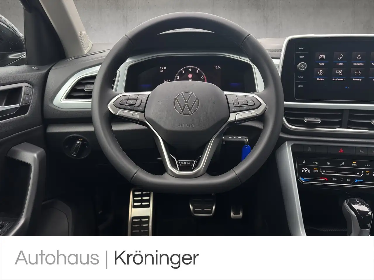 Volkswagen T-Roc GOAL 1.5 TSI DSG AHK Navi ACC Rück 11
