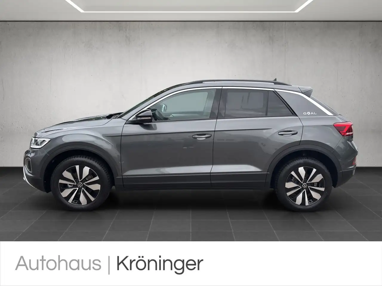 Volkswagen T-Roc GOAL 1.5 TSI DSG AHK Navi ACC Rück 3