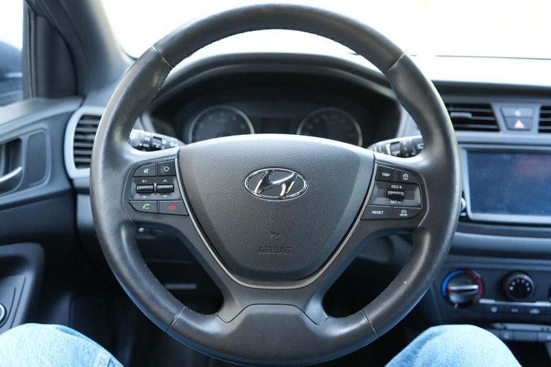 Hyundai i20 1.0 TGDI 2.H./Scheck/WinterPak/Nav/Kamera — photo 13