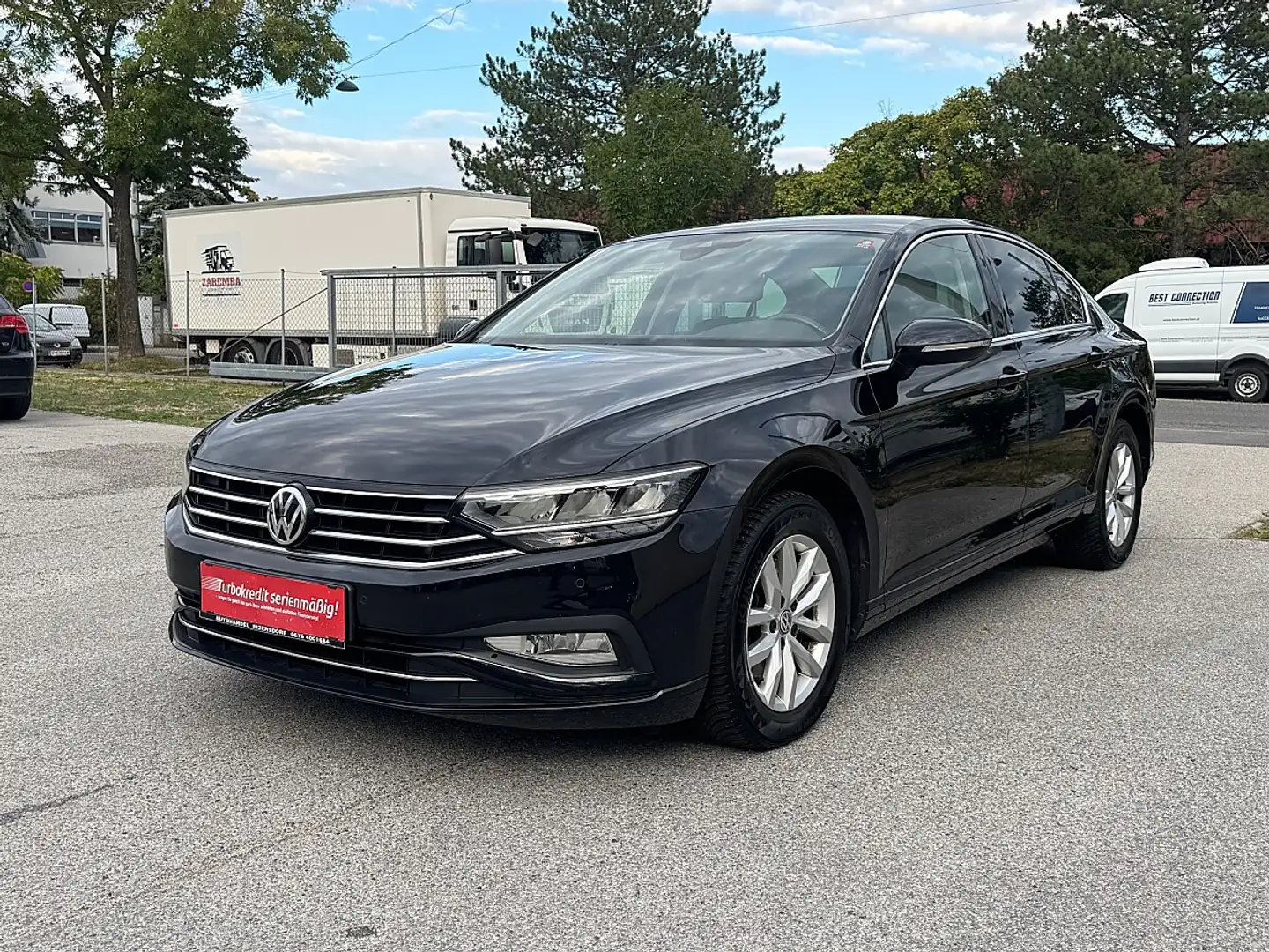 Volkswagen Passat Business 2,0 SCR TDI / NAVI / ACC / LED / Schwarz - 1