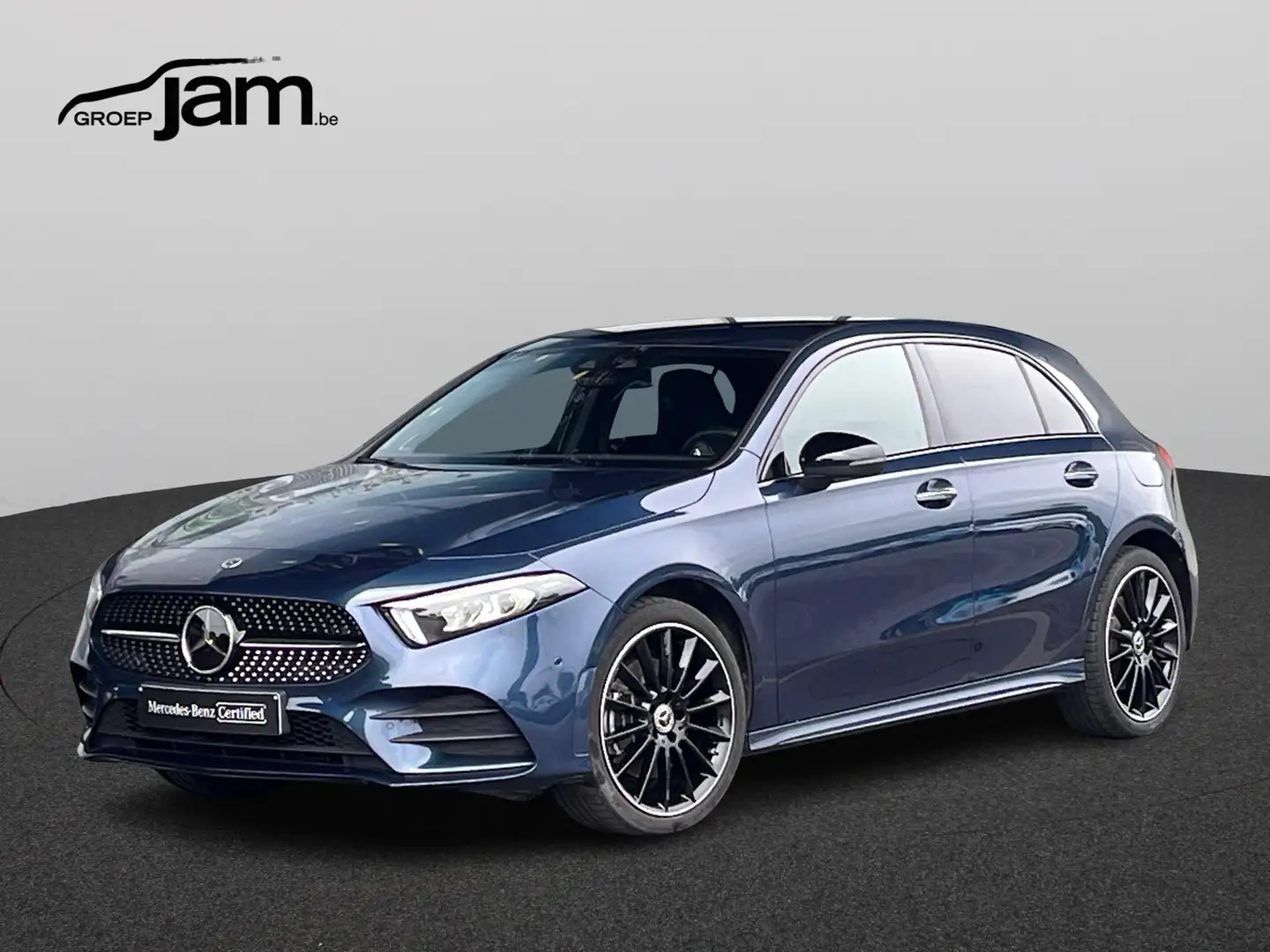 Mercedes-Benz A 250 e AMG Line Blau - 1