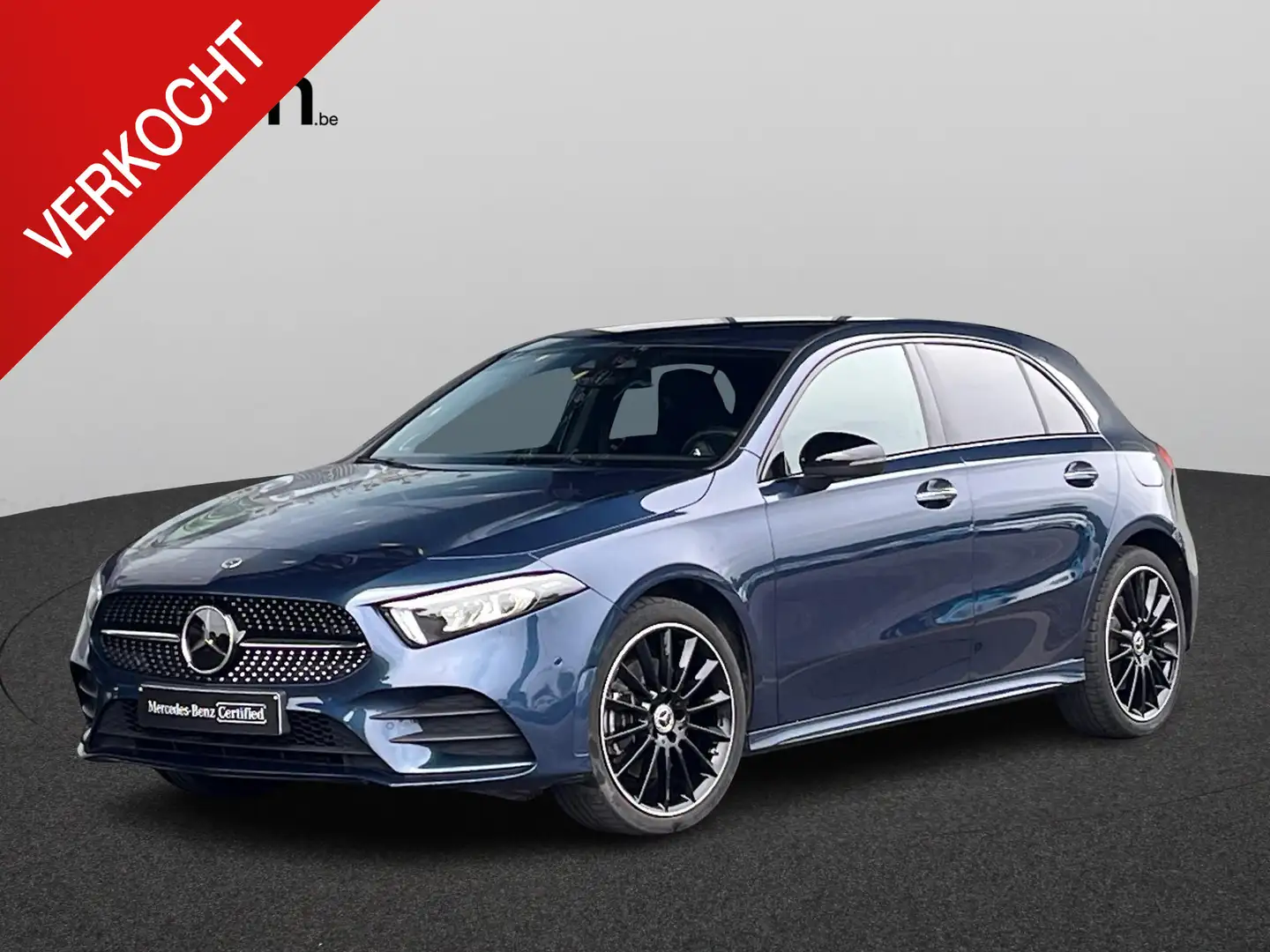 Mercedes-Benz A 250 e AMG Line Bleu - 1
