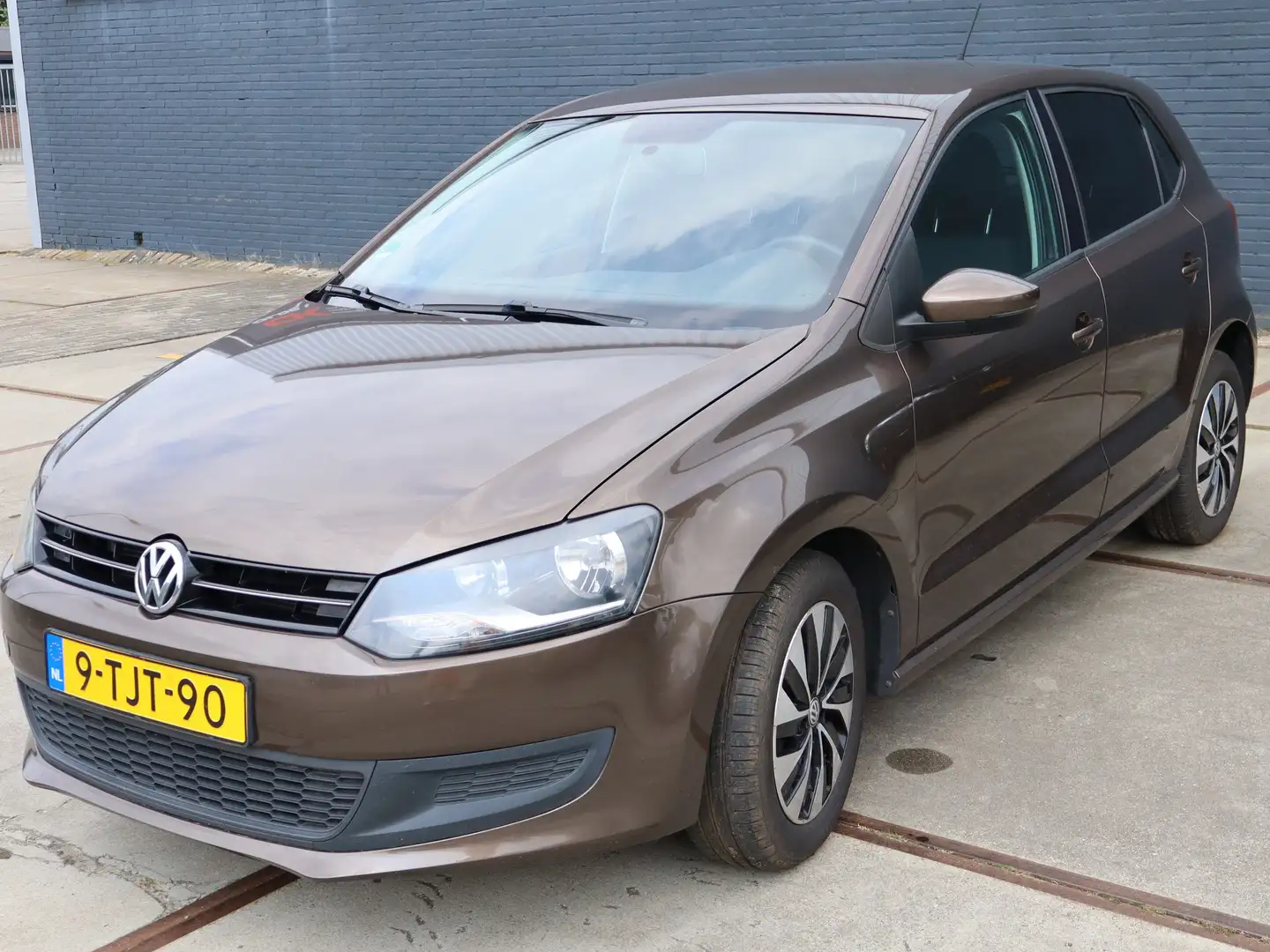 Volkswagen Polo Polo 1.2 TSI BlM. Edition Bruin - 1