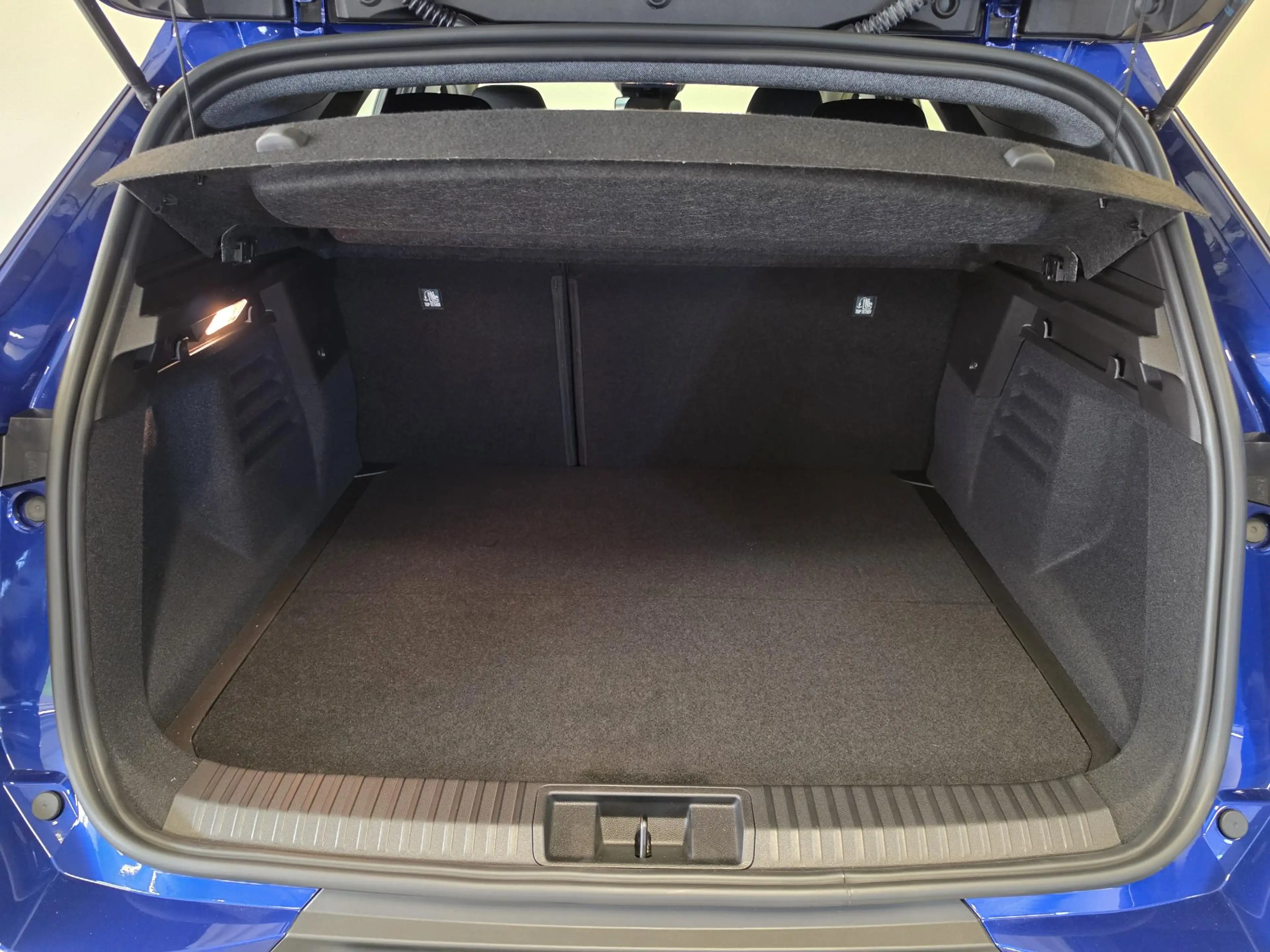 Mitsubishi Grandis 1.8 HEV Intense | DIRECT LEVERBAAR| — photo 12