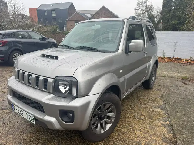 Suzuki Jimny Jimny 1.3i JLX  boite automatique