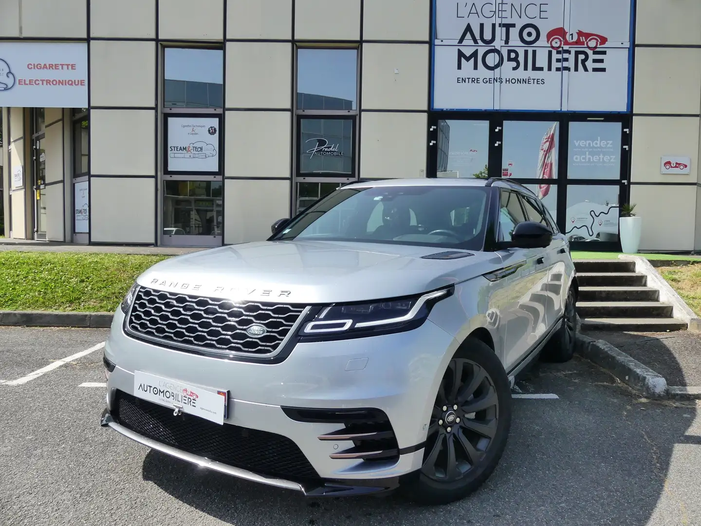 Land Rover Range Rover Velar Range Rover Velar 2.0L D240 BVA HSE R-Dynamic Argent - 1