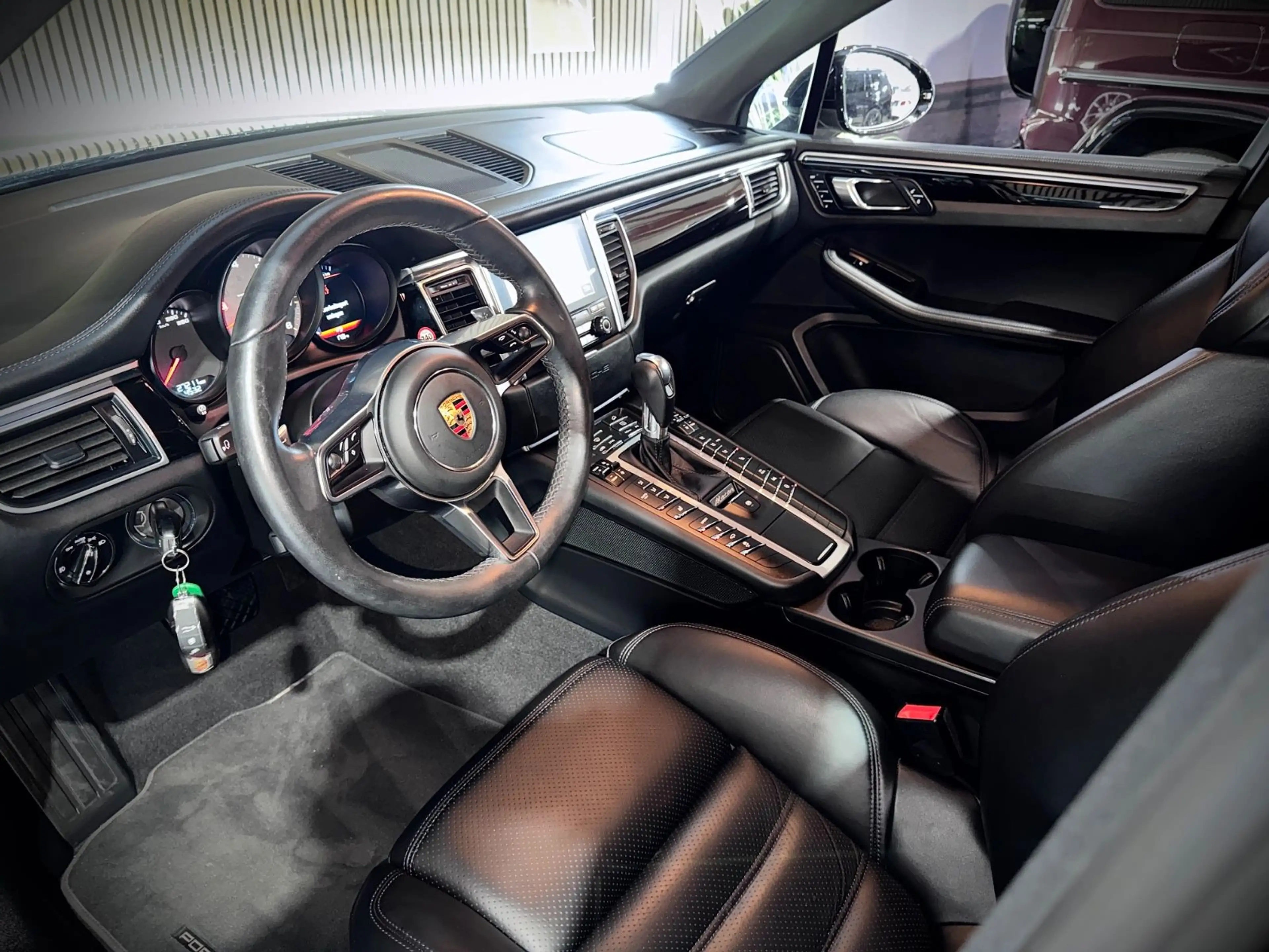 Porsche Macan *S*18-WEGE*PASM*CARPLAY*8-FACH*NUR 27.000km — photo 13