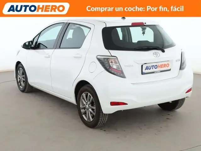 Toyota Yaris view 4