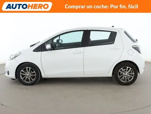 Toyota Yaris view 3