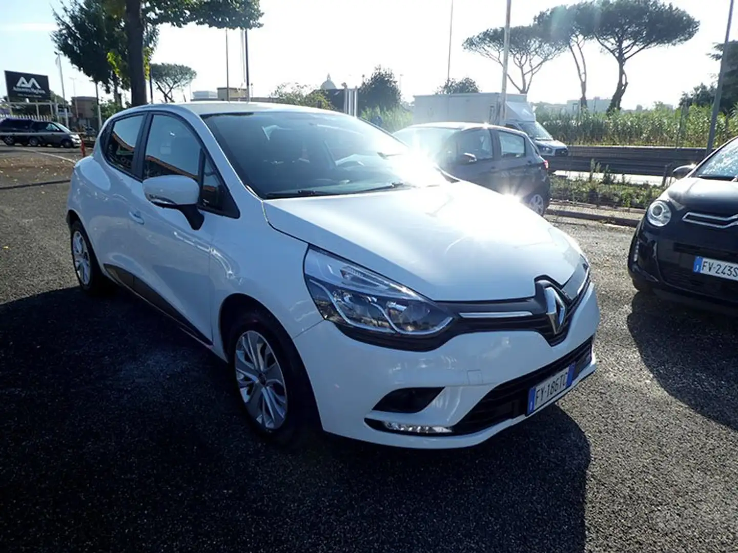 Renault Clio 0.9 tce energy Life Gpl 90cv my18 Blanc - 1