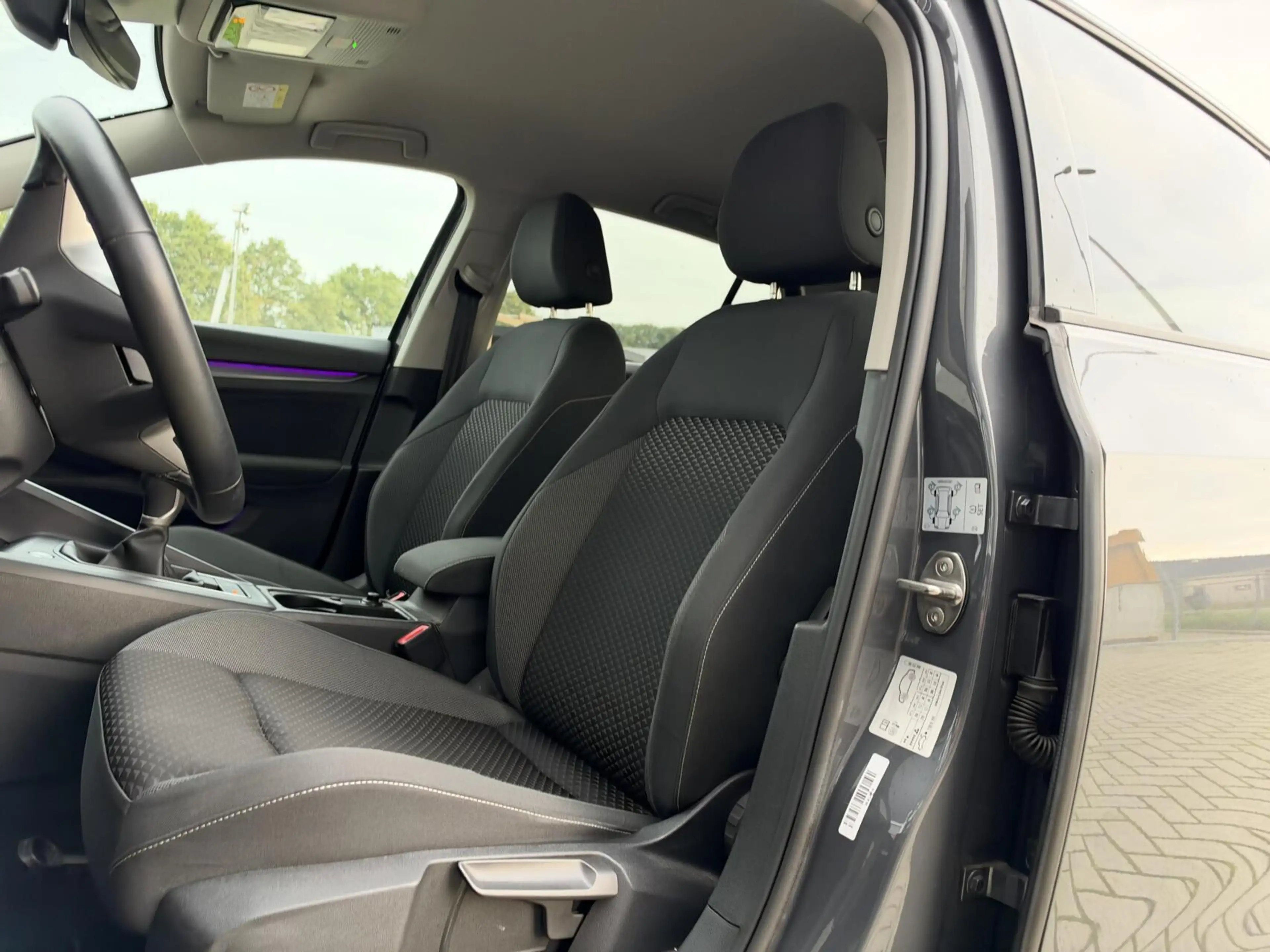Volkswagen Golf 1.5 TSI | Virtual Cockpit | IQ Drive | CarPlay | N — photo 5