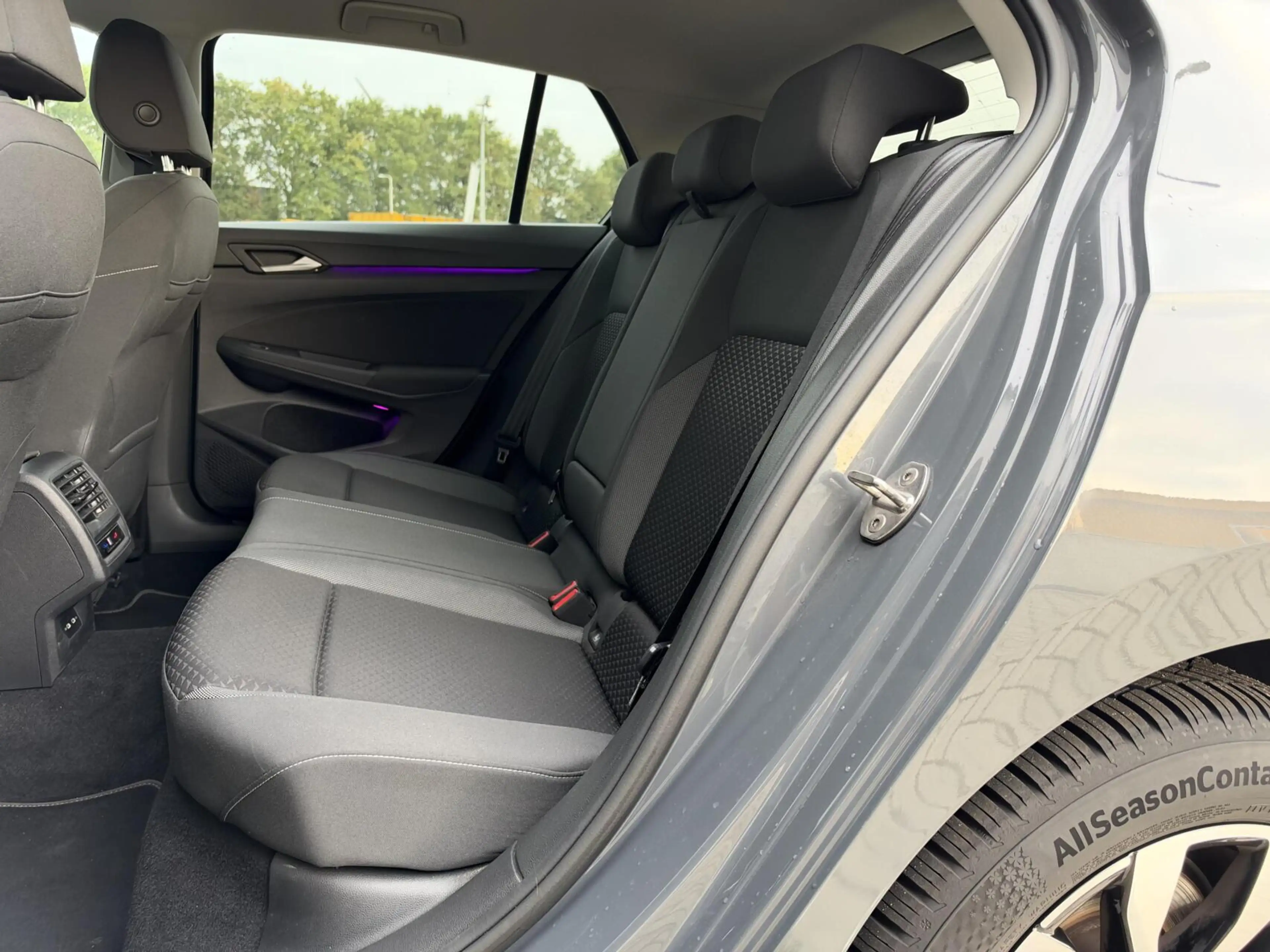 Volkswagen Golf 1.5 TSI | Virtual Cockpit | IQ Drive | CarPlay | N — photo 6