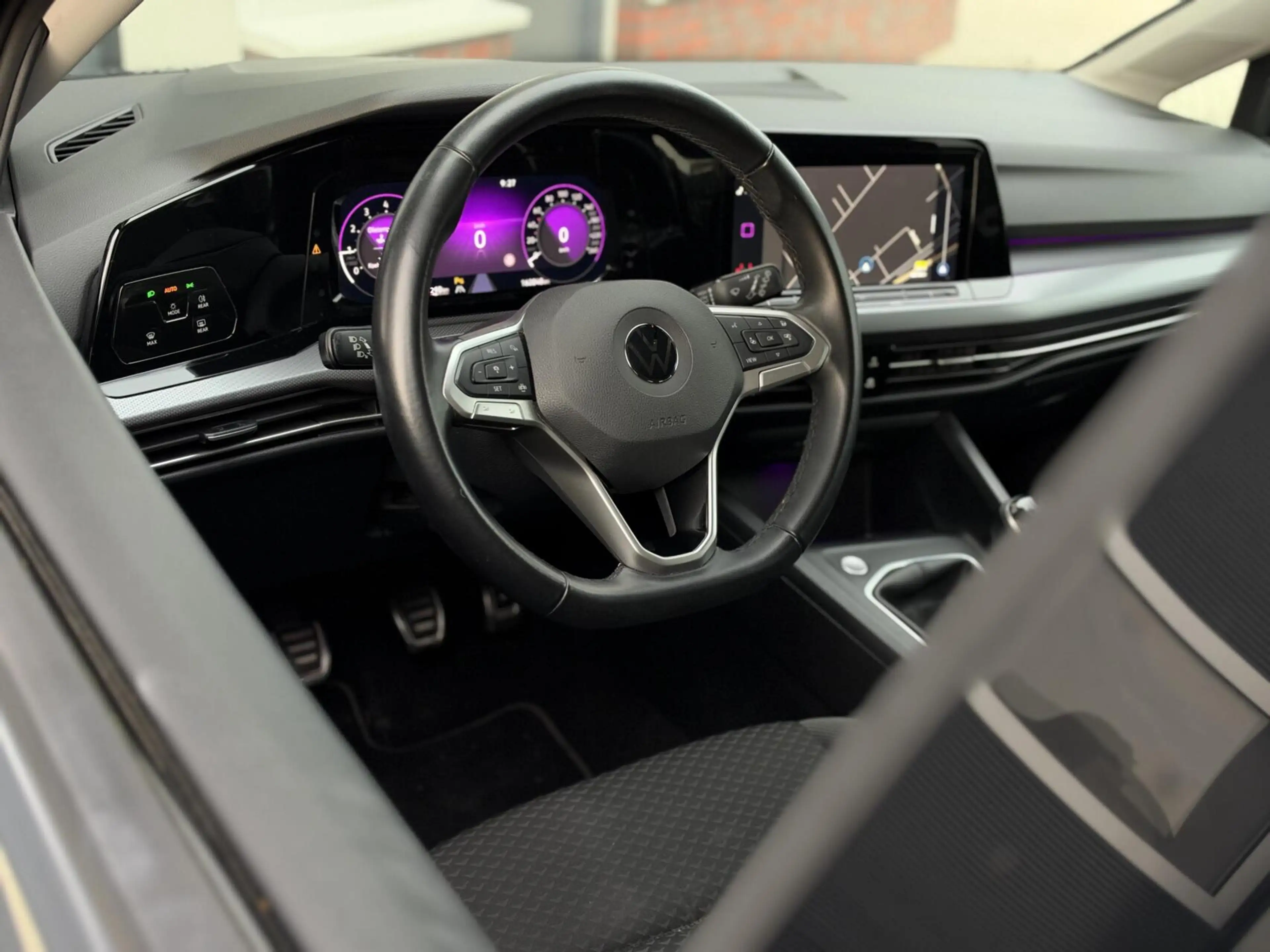 Volkswagen Golf 1.5 TSI | Virtual Cockpit | IQ Drive | CarPlay | N — photo 8