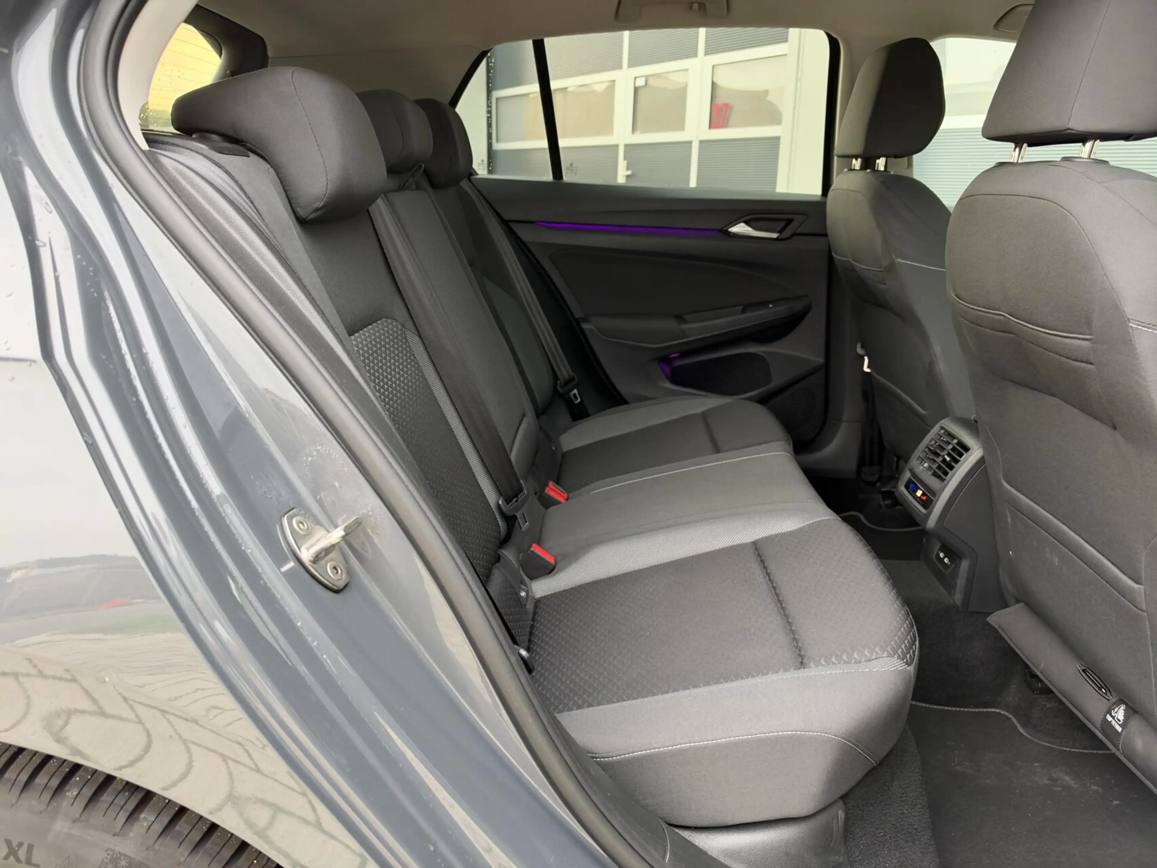 Volkswagen Golf 1.5 TSI | Virtual Cockpit | IQ Drive | CarPlay | N — photo 23