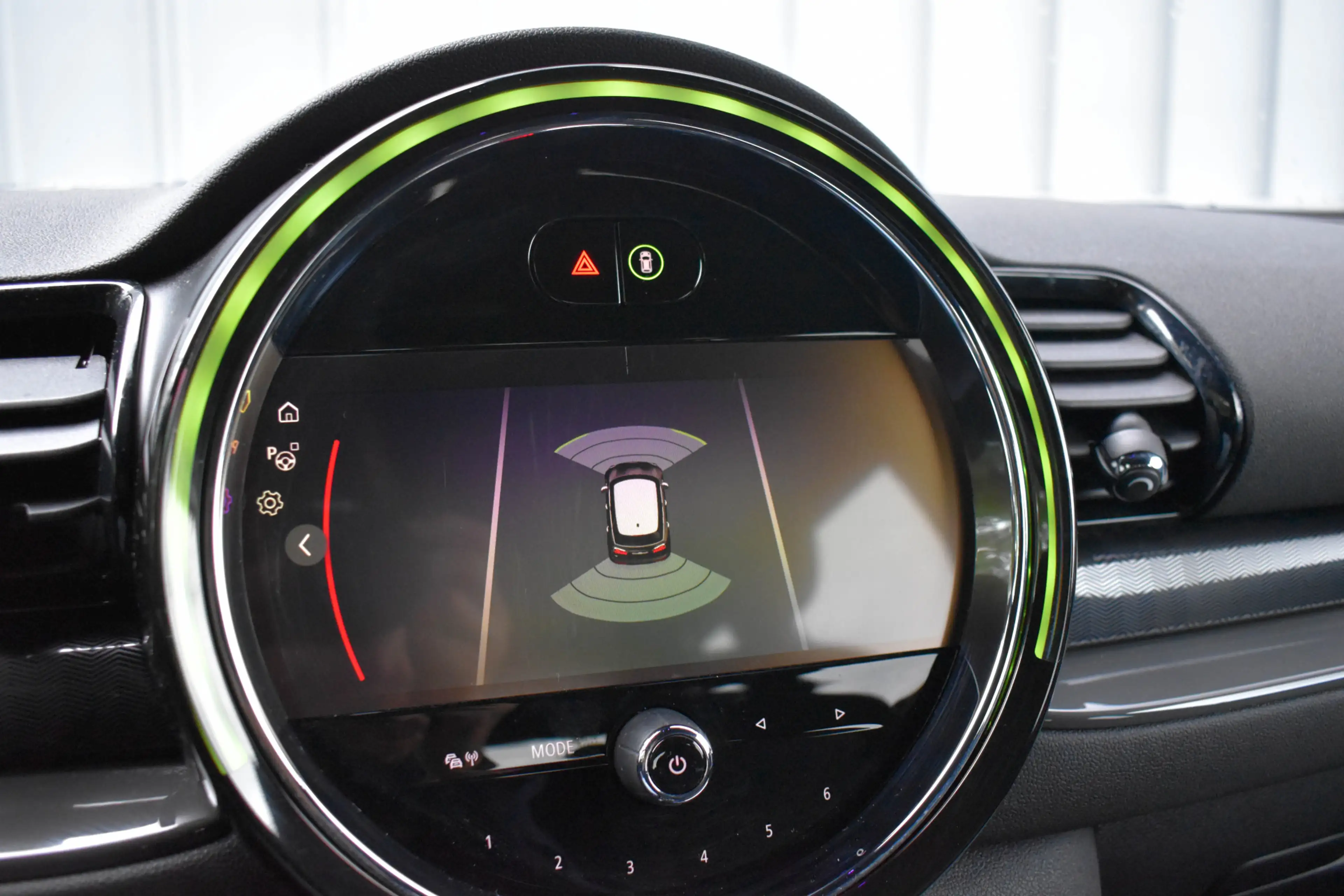 MINI One Clubman 1.5 Aut. | Xenon/LED | Stoelverwarming | Keyless | — photo 29