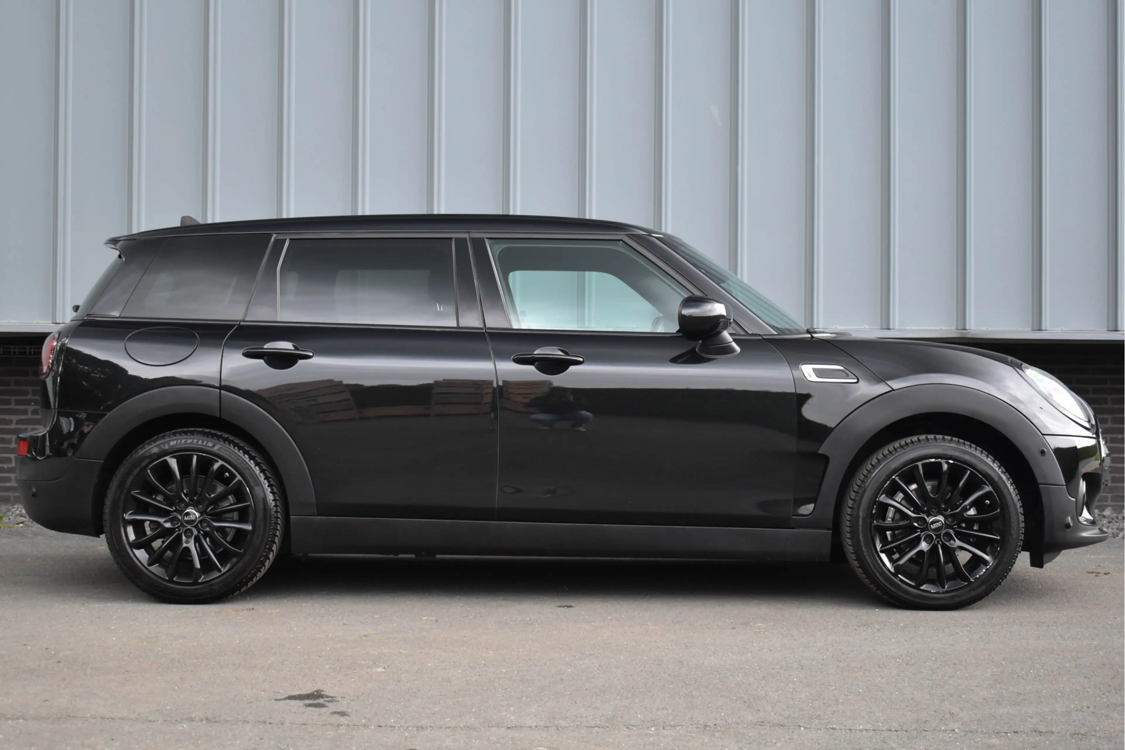 MINI One Clubman 1.5 Aut. | Xenon/LED | Stoelverwarming | Keyless | — photo 2