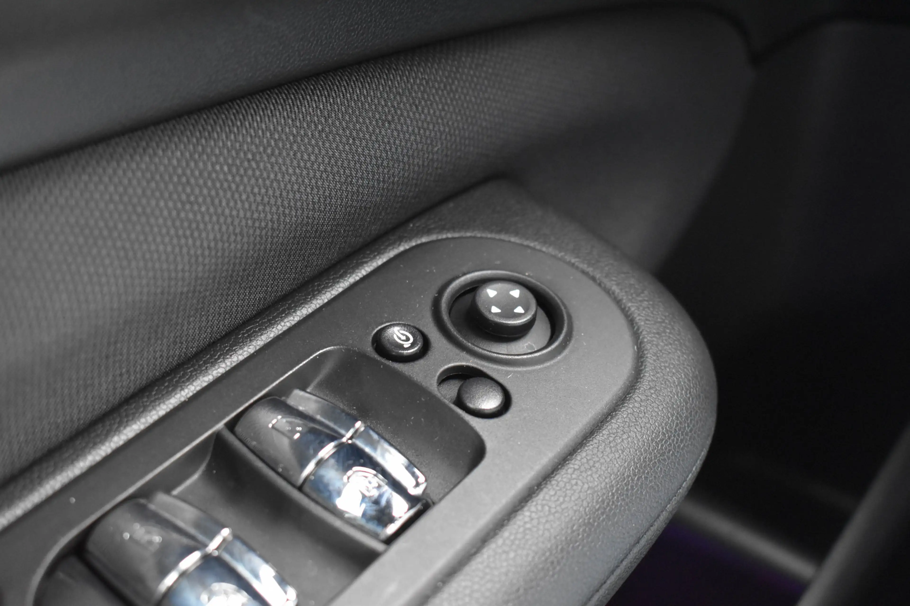 MINI One Clubman 1.5 Aut. | Xenon/LED | Stoelverwarming | Keyless | — photo 31
