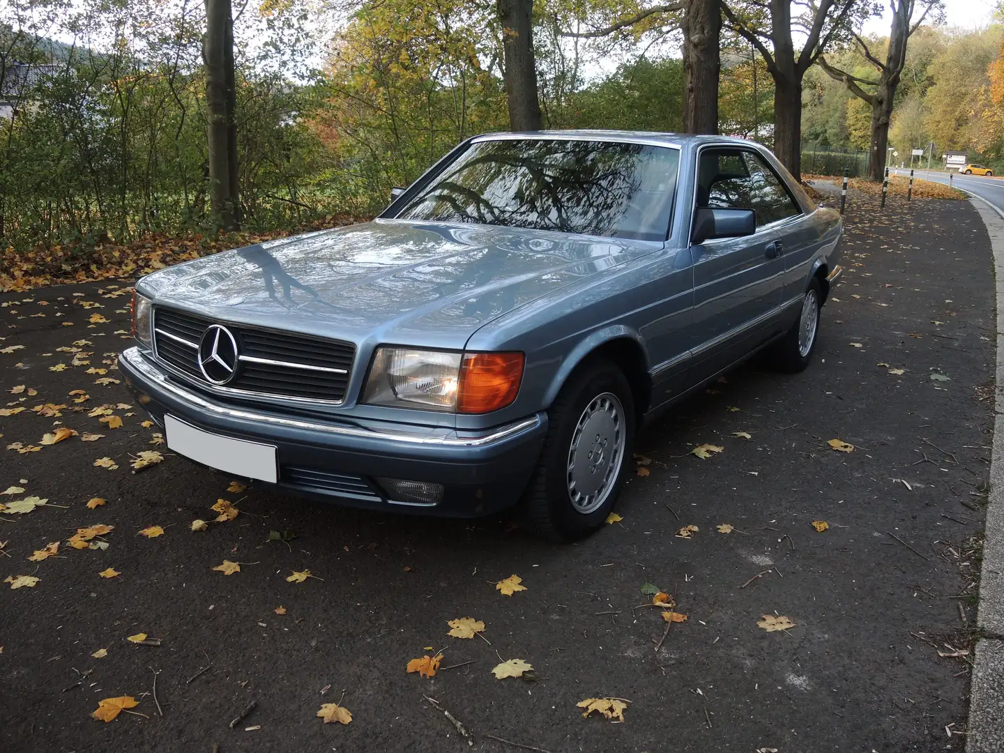 Mercedes-Benz 420 SEC · seltener Sammlerzustand · Zustand 1- Blu/Azzurro - 1
