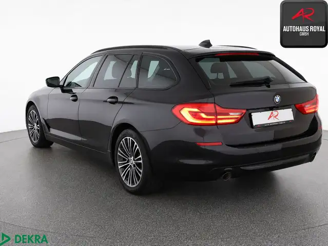 BMW 5 Series view 3