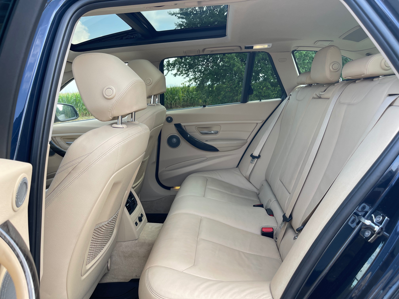 BMW 328 328i Touring Sport-Aut. Luxury Line — photo 6