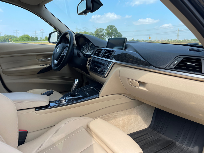 BMW 328 328i Touring Sport-Aut. Luxury Line — photo 7