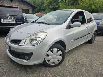 Clio III 1.2 benz16v Confort