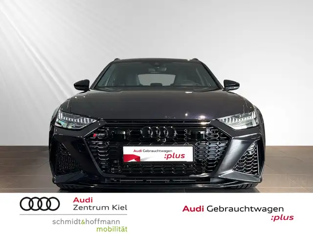 Audi RS6 view 2