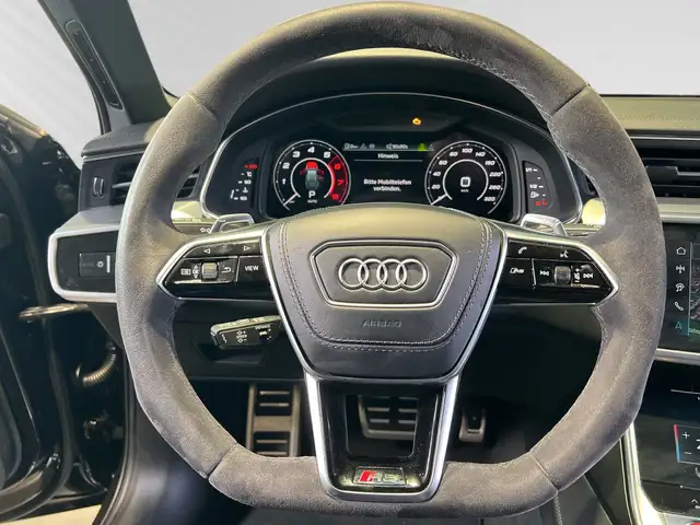 Audi RS6 view 13
