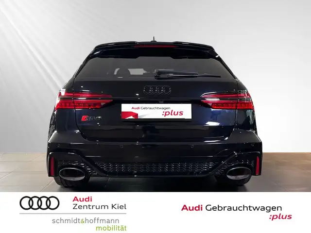 Audi RS6 view 5