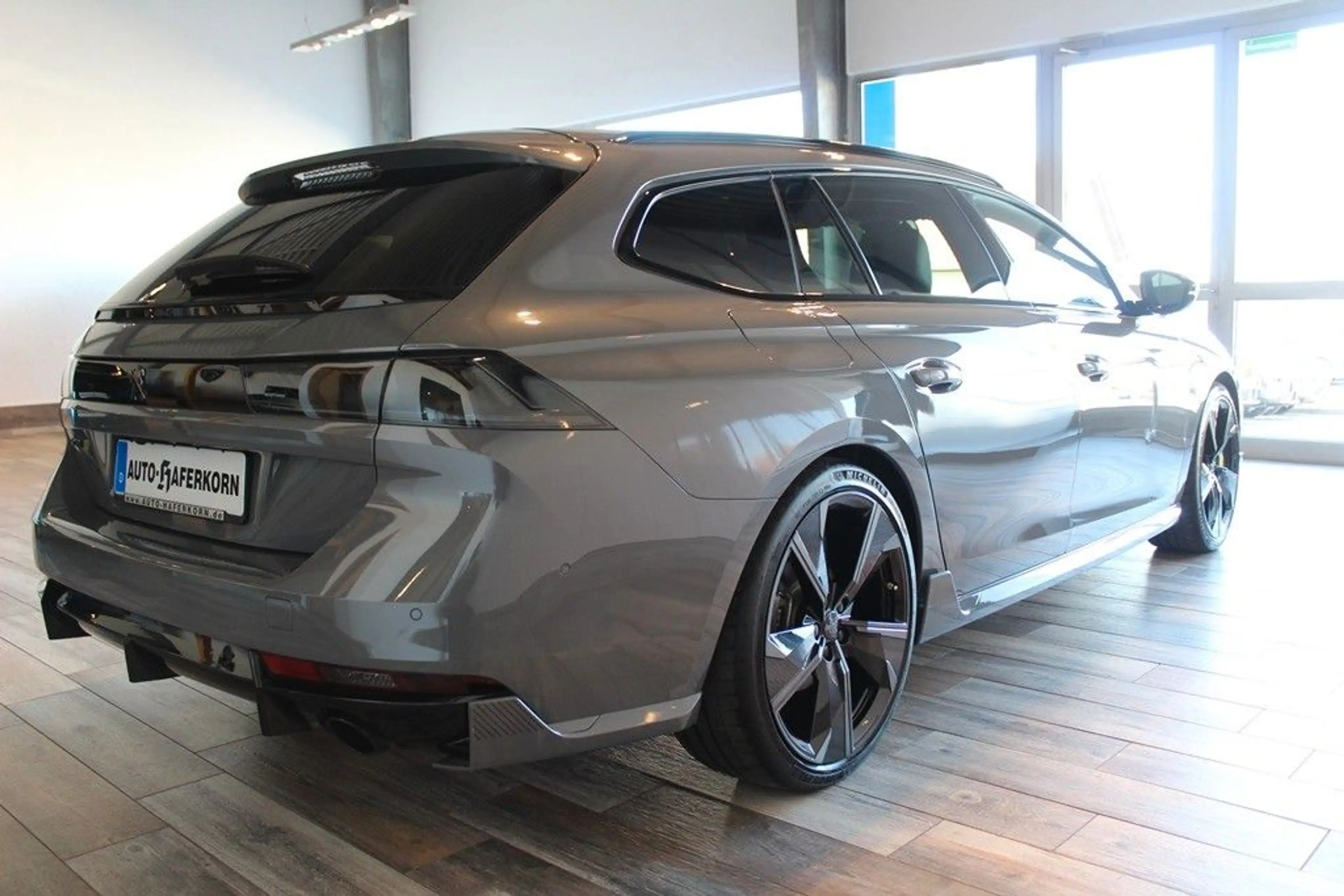 Peugeot 508 SW PSE Hybrid4 360 E-EAT8*4WD*LED*ACC* — photo 9
