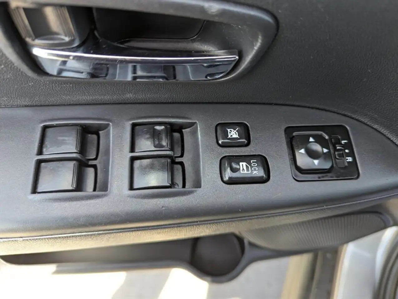 Mitsubishi RVR снимка Mitsubishi RVR