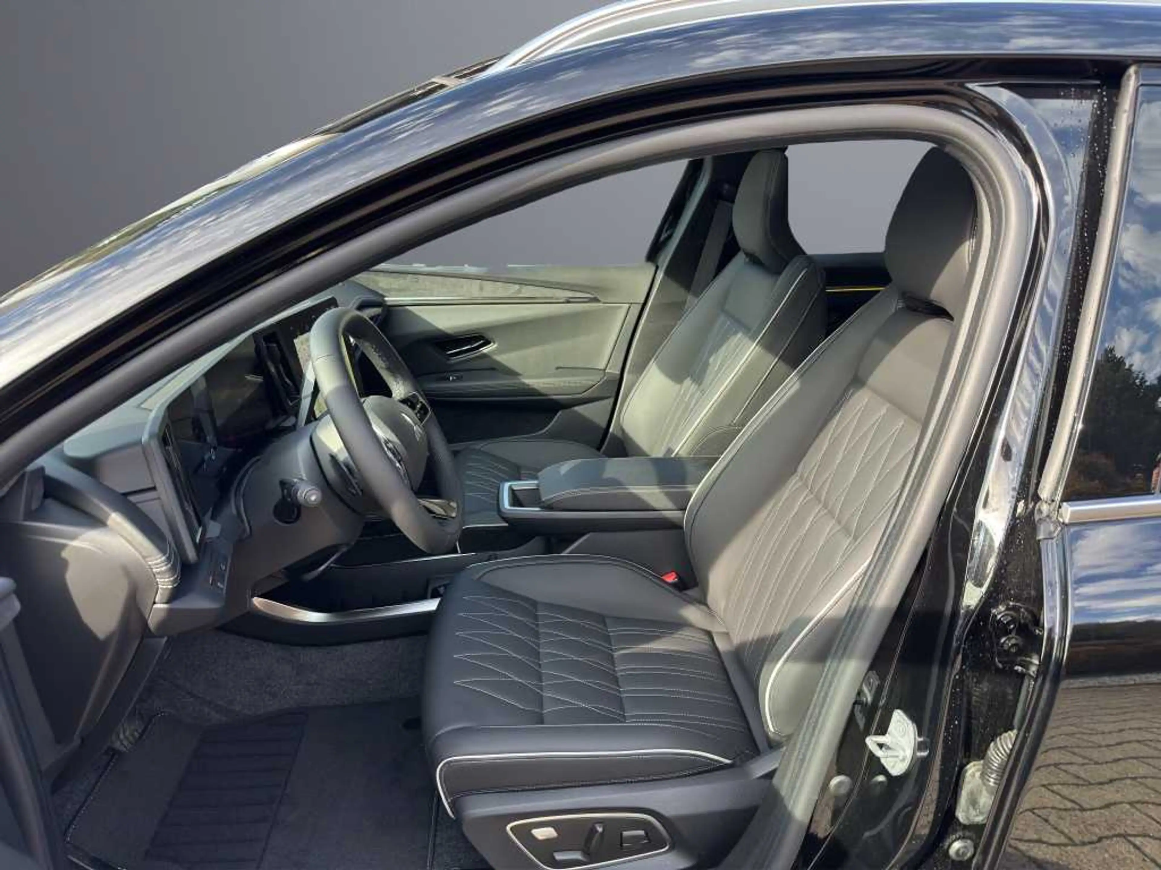 Mitsubishi Eclipse Cross Diamant TOP Luxury-Paket — photo 13