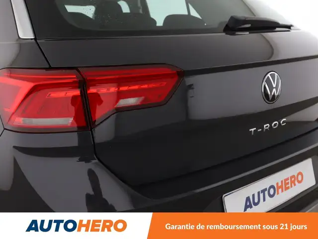 Volkswagen T-Roc view 29