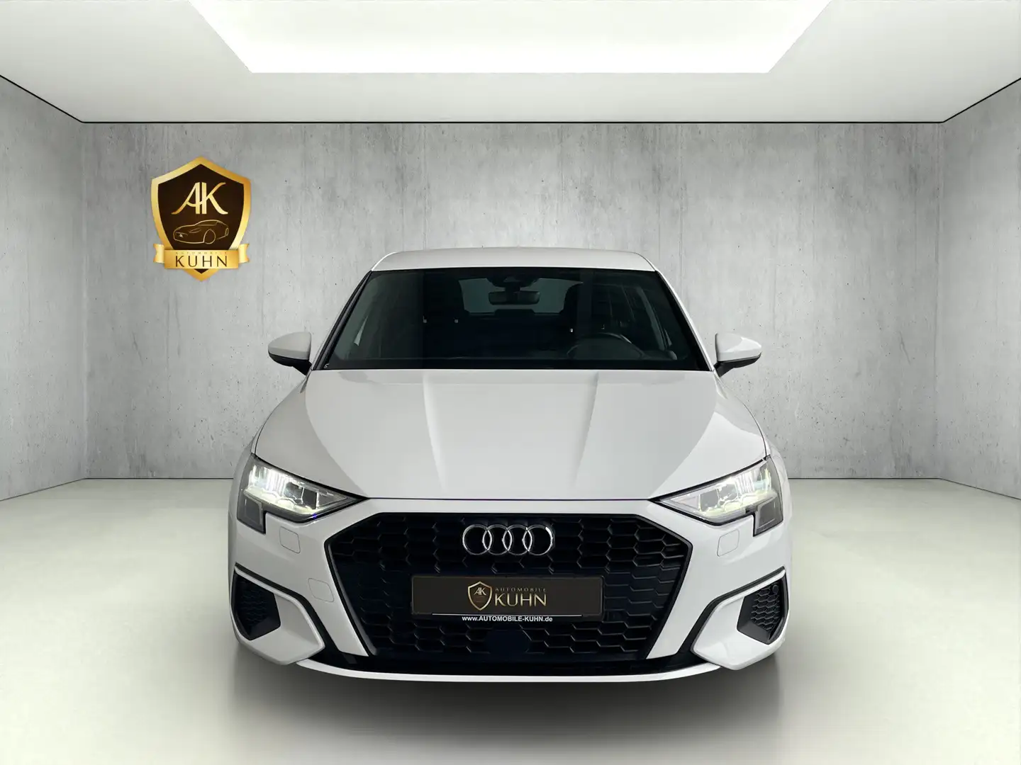 Audi A3 40 TFSI e*AHK*KEYLESS*VIRTUAL*ACC*AHK*150 KW* Wit - 2