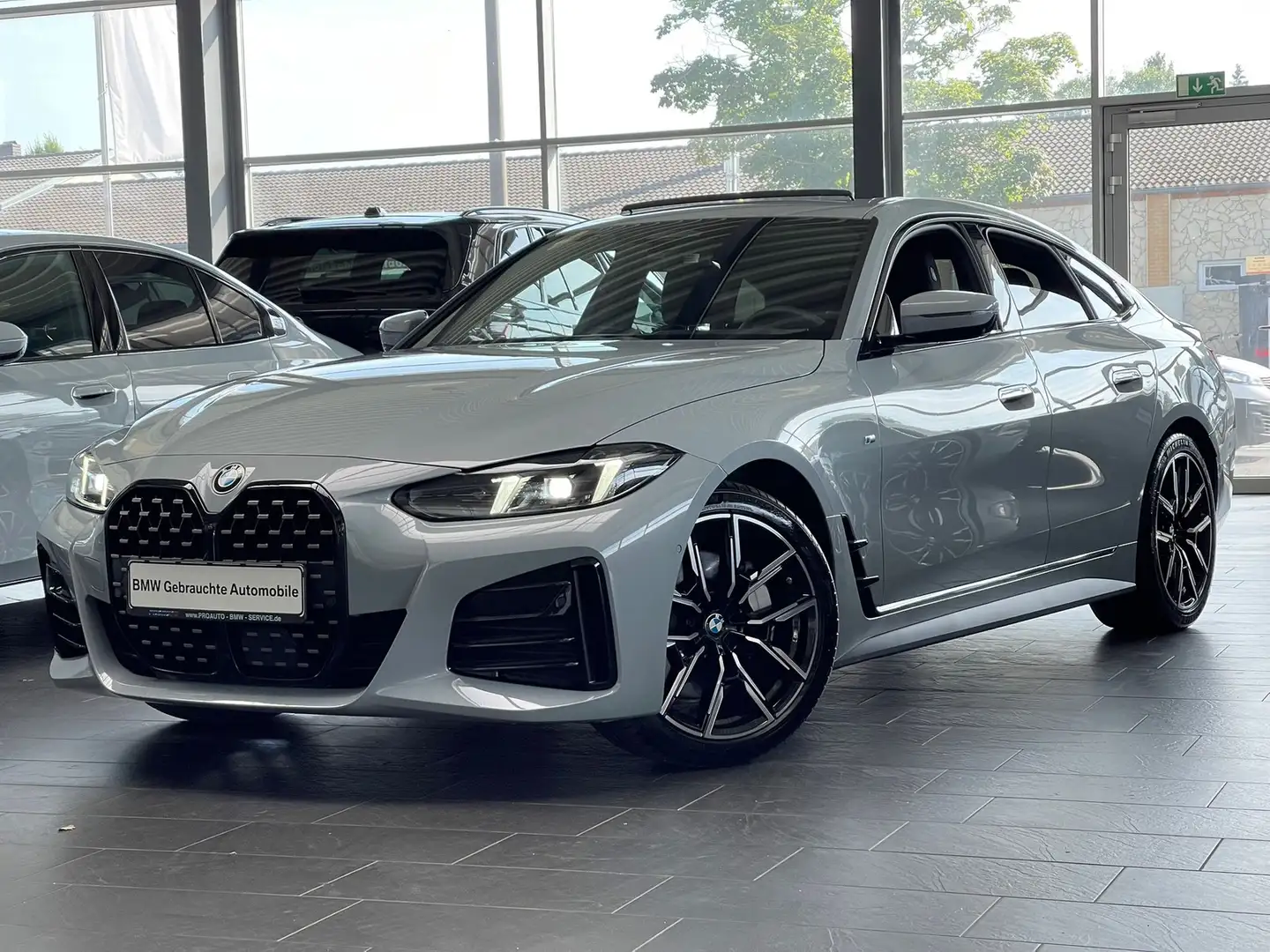 BMW 430 i GC xDrive M Sport LED/HUD/GSD/360°/19" Grau - 2
