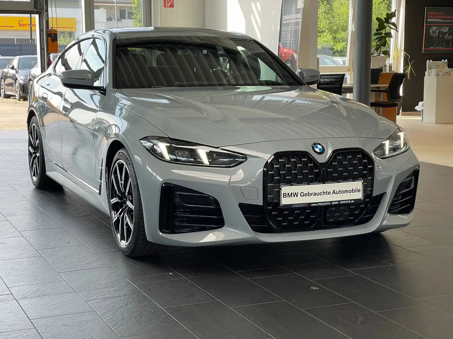 BMW 430 i GC xDrive M Sport LED/HUD/GSD/360°/19" Grau - 2