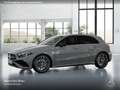Mercedes-Benz A 250 e AMG+NIGHT+PANO+360°+AHK+MULTIBEAM+TOTW+8G Grau - thumbnail 3