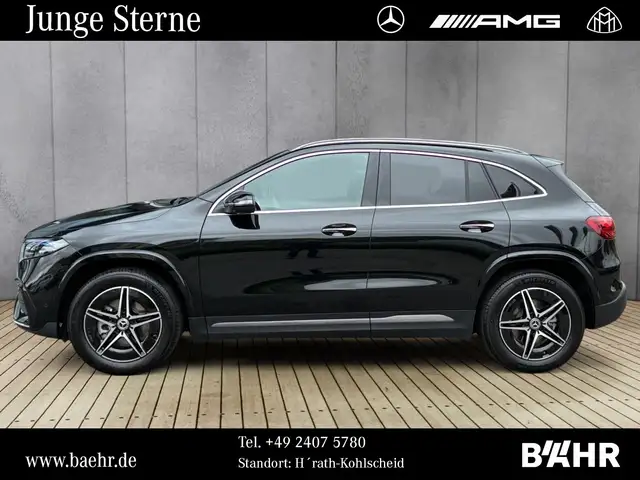 Mercedes-Benz 300 view 2