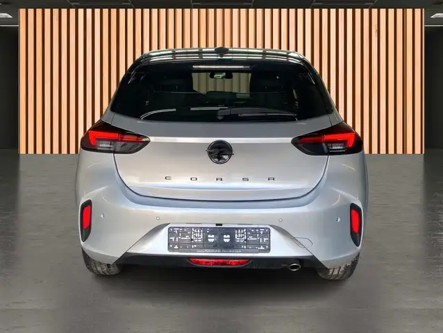 Opel Corsa view 9