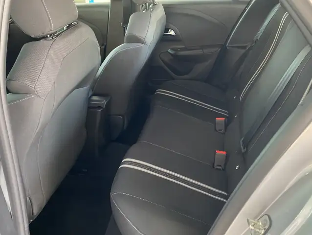 Opel Corsa view 13