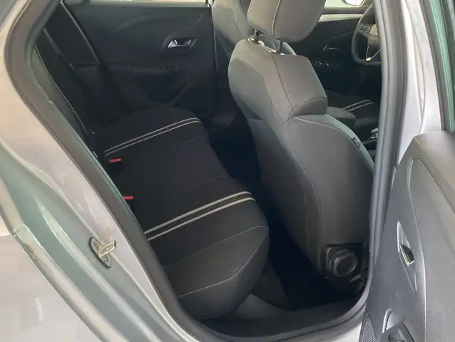 Opel Corsa view 18