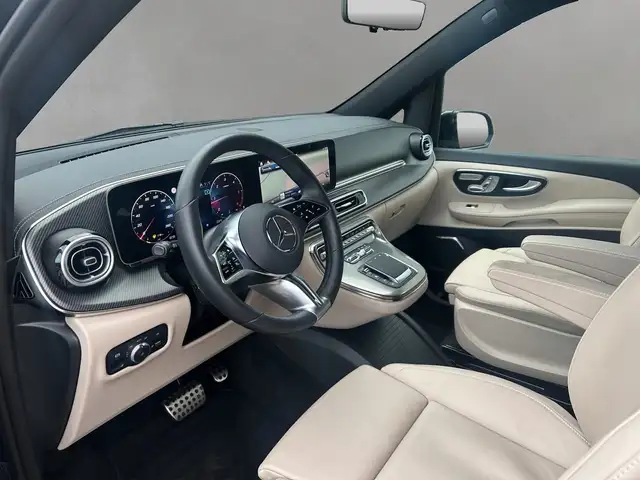 Mercedes-Benz V-Class view 7