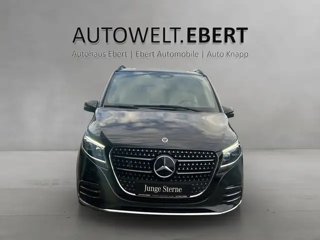 Mercedes-Benz V-Class view 6