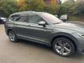 Volkswagen Tiguan Allspace R-Line 4M Pano*Navi*7Sitze*RFK* Gris - thumbnail 17